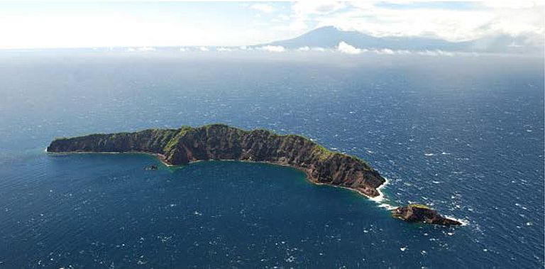 Luftbildaufnahme von Ritter Island (www.oceanicexpeditions.org)