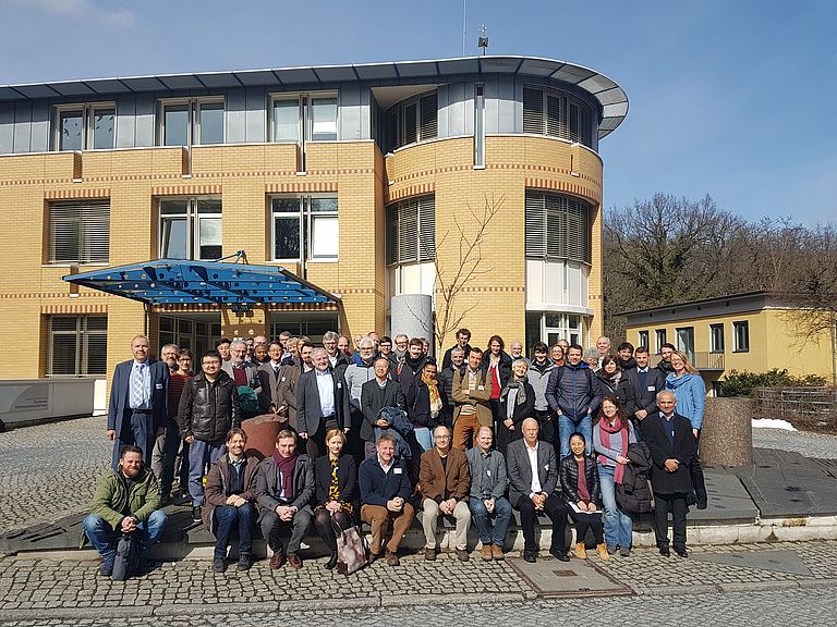 Die Teilnehmerinnen und Teilnehmer der SUGAR-Abschlusskonferenz am GFZ in Potsdam. Foto: Kristin Hamann/GEOMAR