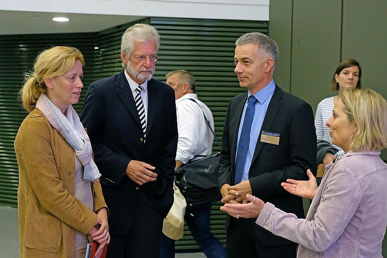 Minister for Education and Research, Karin Prien, with GEOMAR Director, Prof. Dr. Peter Herzig, SFB Head Prof. Dr. Andreas Oschlies and SFB Coordinator Dr. Christiane Schelten (v.l.). Photo: Jan Steffen, GEOMAR.