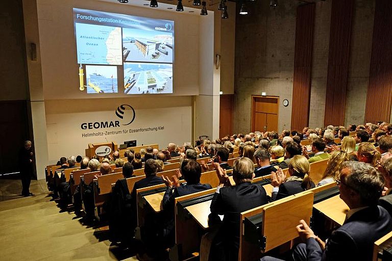 Lerne bei spannenden Vorträgen mehr über das Meer vor deiner Haustür. Foto: Jan Steffen/ GEOMAR