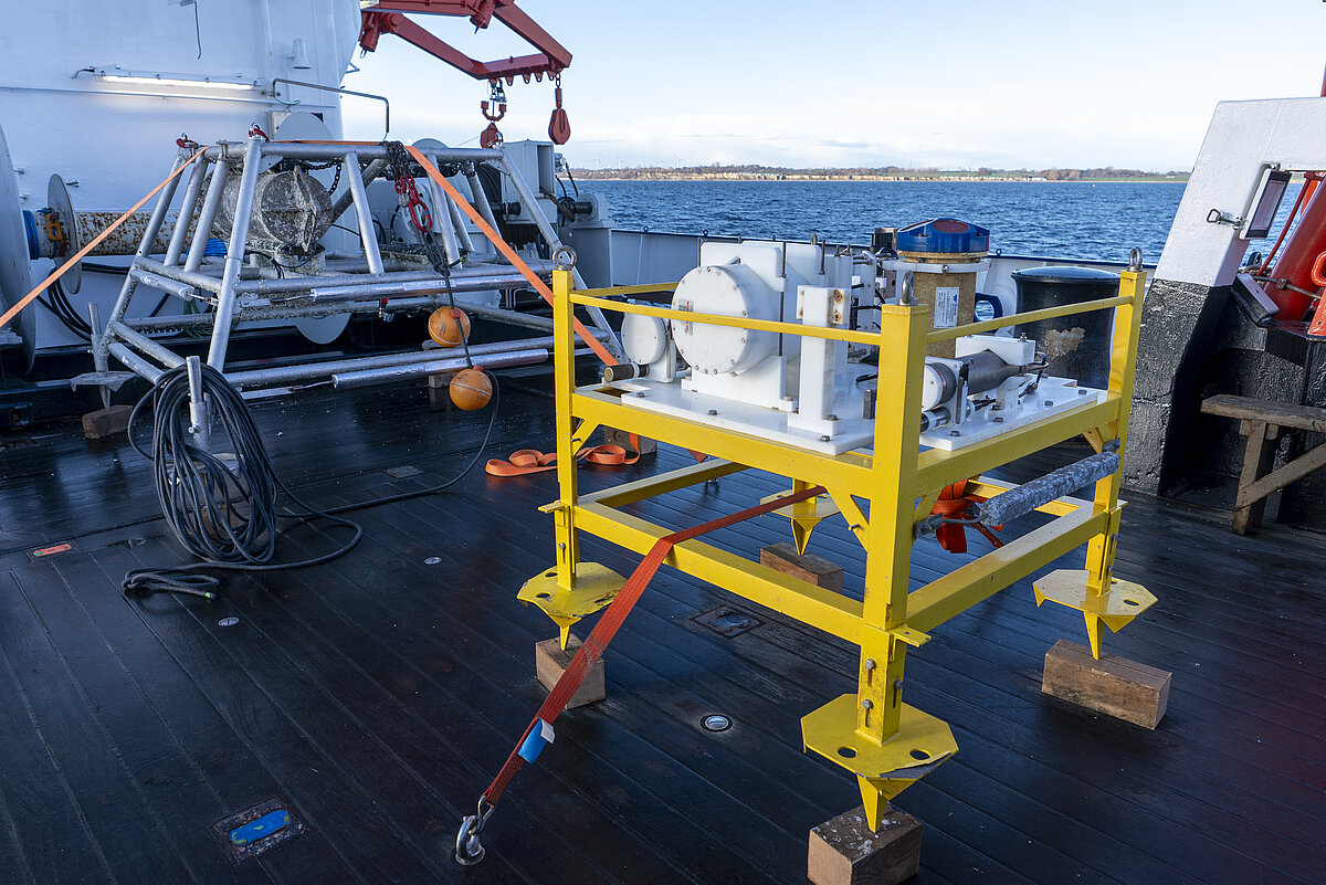 Data collector on the seafloor