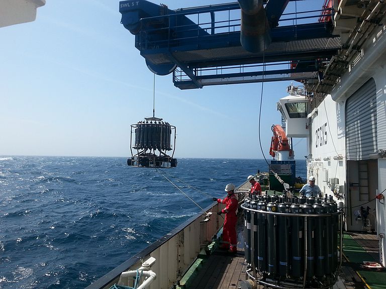 ater sampling in the Celtic Sea with a clean CTD System. Photo: D. Rusiecka, GEOMAR.