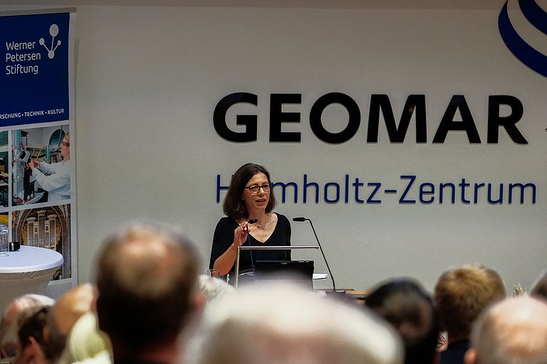 GEOMAR Director Professor Dr. Katja Matthes delivers a speech at the 25th anniversary of the Dr. Werner Petersen Foundation. Photo: Sarah Kaehlert/GEOMAR