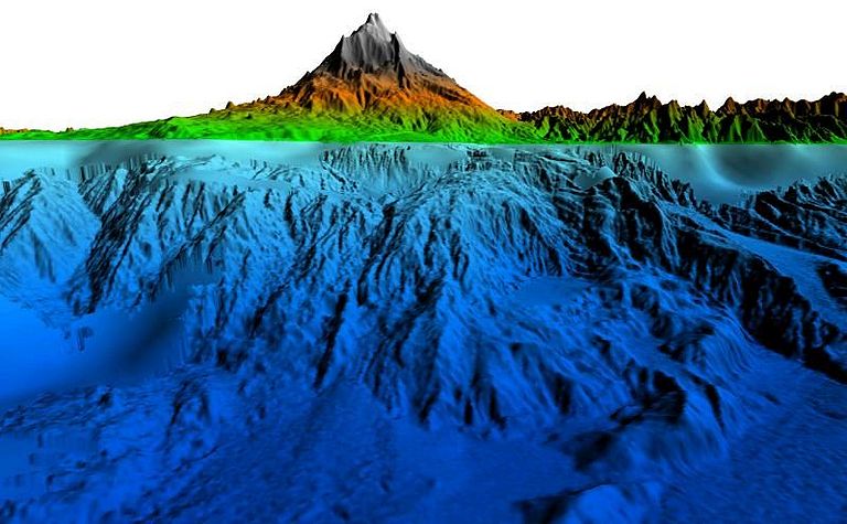 Untermeerische Ostflanke des Vulkans Ätna auf Sizilien. Erdbeben gehören im Mittelmeer zu den häufigsten Auslösern von Hangrutschungen. Grafik: Felix Gross, GEOMAR
