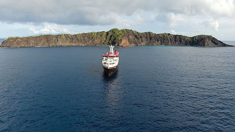 Zu den Vulkanen, die im Projekt PRE-COLLAPSE untersucht werden, gehört auch Ritter Island in Papua-Neuguinea. 