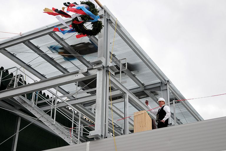 Heute konnte Richtfest gefeiert werden. Foto: Jan Steffen, GEOMAR
