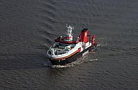 Die SONNE auf dem Weg von Hamburg zur vorletzten Station in Warnemünde. (Foto: A. Villwock, GEOMAR)