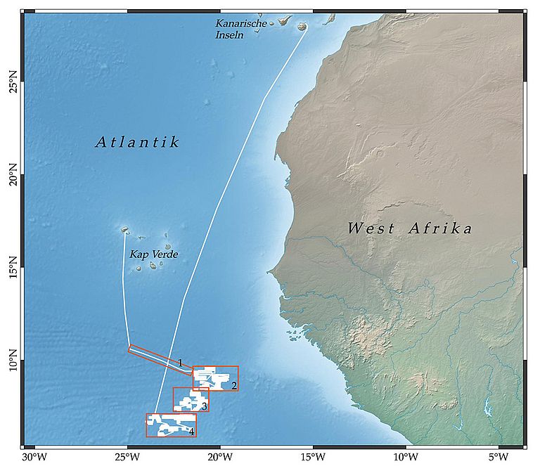 Fahrtverlauf der Weihnachts-Expedition MSM 70 mit dem Forschungsschiff MARIA S. MERIAN von den Kapverdischen Inseln zu den untermeerischen Bathymetrists-Vulkanen vor Westafrika. Copyright: Dr. Nico Augustin/GEOMAR