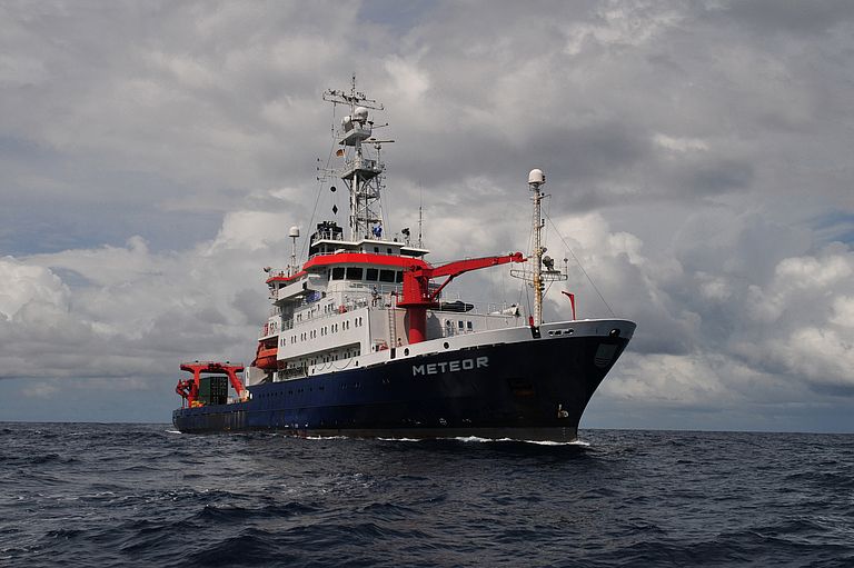 The German research vessel METEOR. Photo: H.v.Neuhoff, GEOMAR