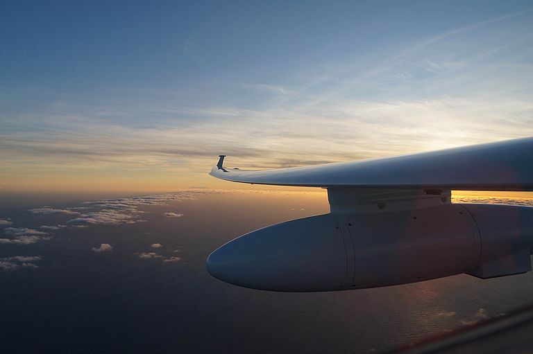 Blick aus dem Forschungsflugzeug STEMME im Luftraum über den Kapverdischen Inseln. Foto: Burkard Baschek/HZG