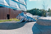 Image of the “Art in Architecture” artwork at GEOMAR