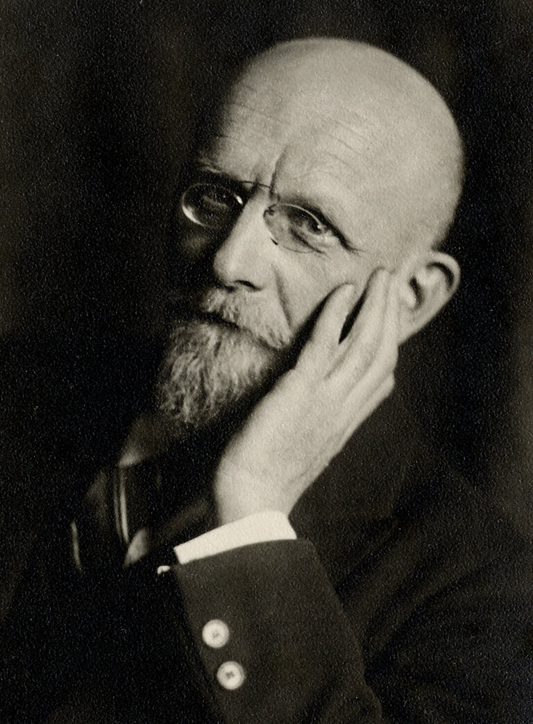 Portrait of Professor Ernst Hentschel.