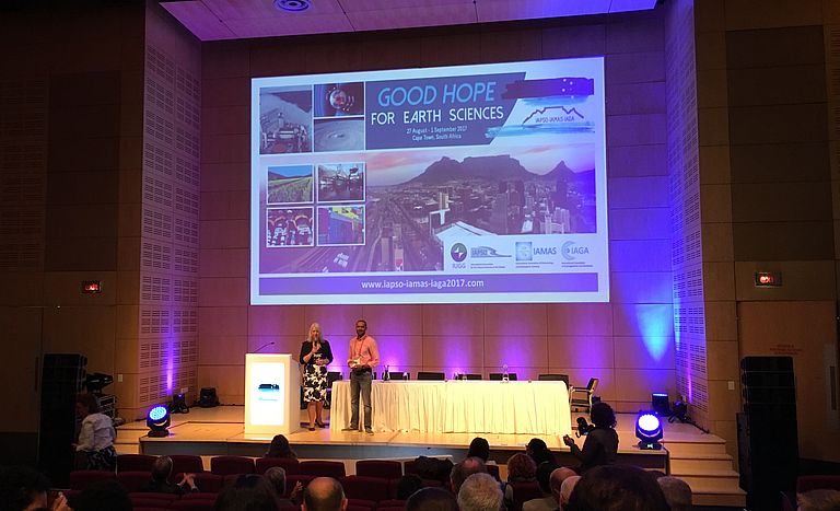 Dr. Jonathan Durgadoo (right) receives the award in Cape Town. Photo: A. Biastoch, GEOMAR.