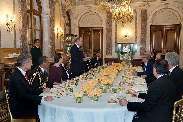 Abendessen anläßlich des Besuches des Kapverdischen Staatspräsidenten Jorge Carlos Fonseca bei Fürst Albert II. von Monaco. Foto: Michel Dagnino.