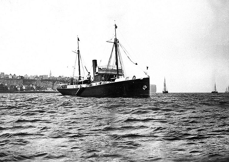 Die POSEIDON ist bereits das zweite deutsche Forschungsschiff, das diesen Namen trägt: Der Reichsforschungsdampfer POSEIDON war von 1902 bis 1945 in Fahrt. Er wurde hauptsächlich in der Fischereiforschung eingesetzt. Foto: Archiv GEOMAR