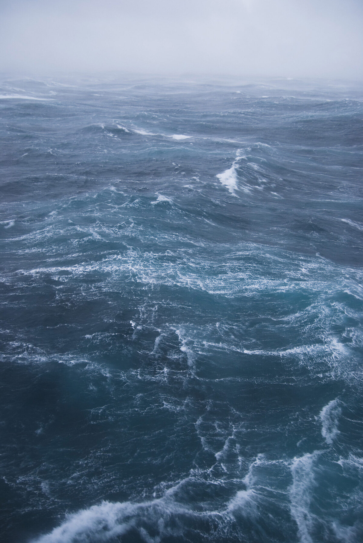 Bubbles Enhance the Ocean’s CO2 Uptake More Strongly than Previously Assumed