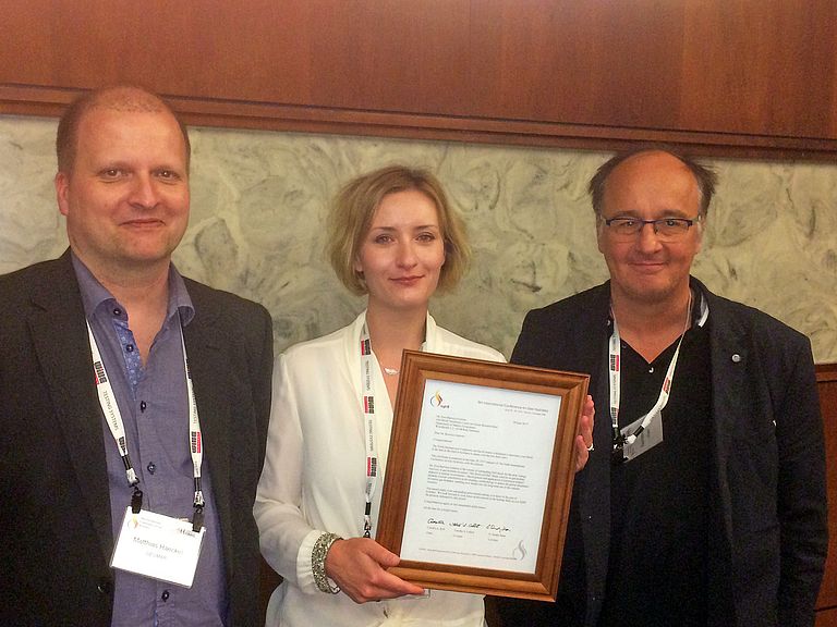 Dr. Ewa Burwicz-Galerne zusammen mit Prof. Dr. Klaus Wallmann (rechts) und Dr. Matthias Haeckel auf der ICGH9 in Denver. Foto: privat
