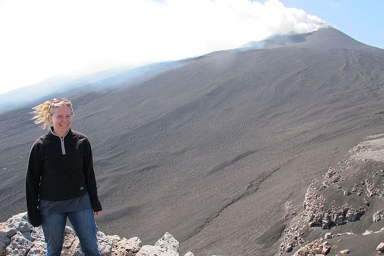 Dr. Morelia Urlaub during a land excursion on Mount Etna. Photo: Marc-Andre Gutscher/CNRS