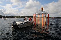 In several long-term experiments with the KOSMOS mescosms, the BIOACID members have investigated the impact of ocean acidification on marine oceosystems. Photo: Maike Nicolai, GEOMAR (CC BY 4.0)