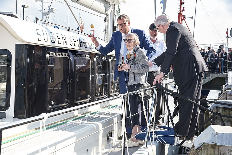 Prof. Gerald Haug mit Taufpatin Dr. Ilse Seibold. Foto: T. Eisenkrätzer