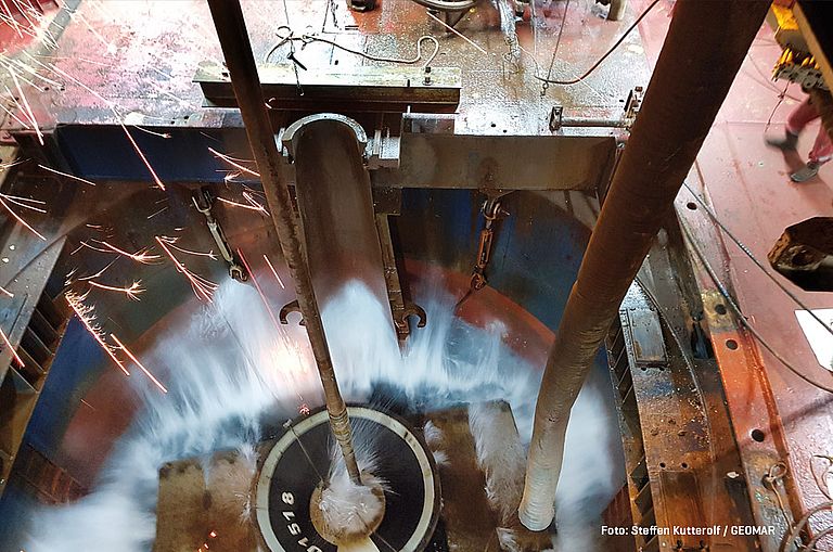 Moonpool der JOIDES Resolution. Foto: Steffen Kutterolf/GEOMAR
