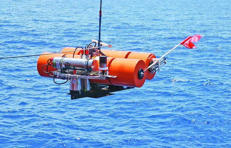 Ocean Bottom Seismometers (OBS) record even the most minute movements of the seafloor (Photo: GEOMAR)