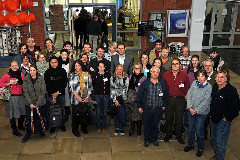 Professor Jonathan Erez (vordere Reihe, 4.v.r.) mit Teilnehmern seiner Vorlesungsreihe am IFM-GEOMAR.