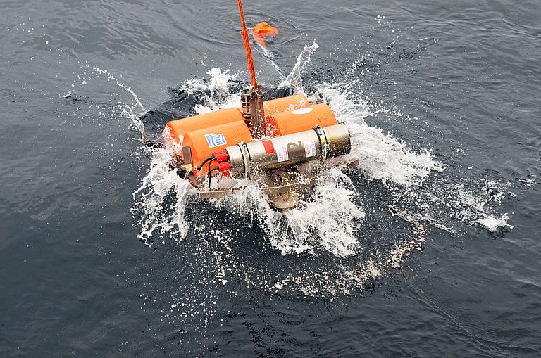 Deployment of an ocean bottom seismometer off northern Chile. 