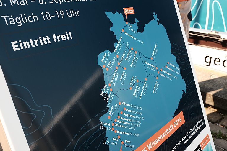 In diesem Jahr tourt die Ausstellung durch ganz Norddeutschland. 2017 folgen Häfen im südlichen Deutschland. Foto: Jan Steffen, GEOMAR