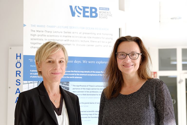 Prof. Dr. Hildegard Westphal (left), director of the ZMT Bremen, with Prof. Dr. Anja Engel, chairwoman of the GEOMAR Women's Exdcutive Board. Photo:  Jens Klimmeck/GEOMAR