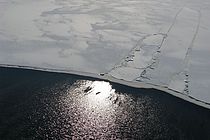 Laptev See-Polynja. Diese auch im Winter eisfreien Flächen sind wichtig für die Eisproduktion der Arktis und damit für das Klimageschehen weltweit. Foto: H. Kassens, IFM-GEOMAR